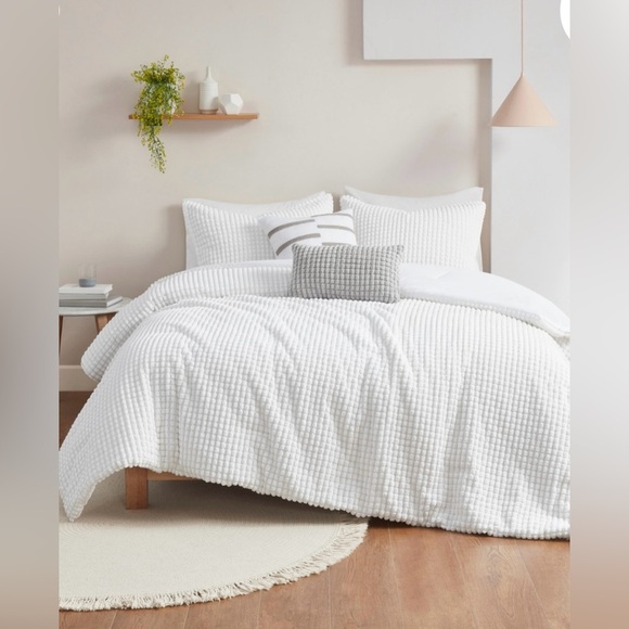 Urban Habitat Comforter Set - Picture 5 of 5